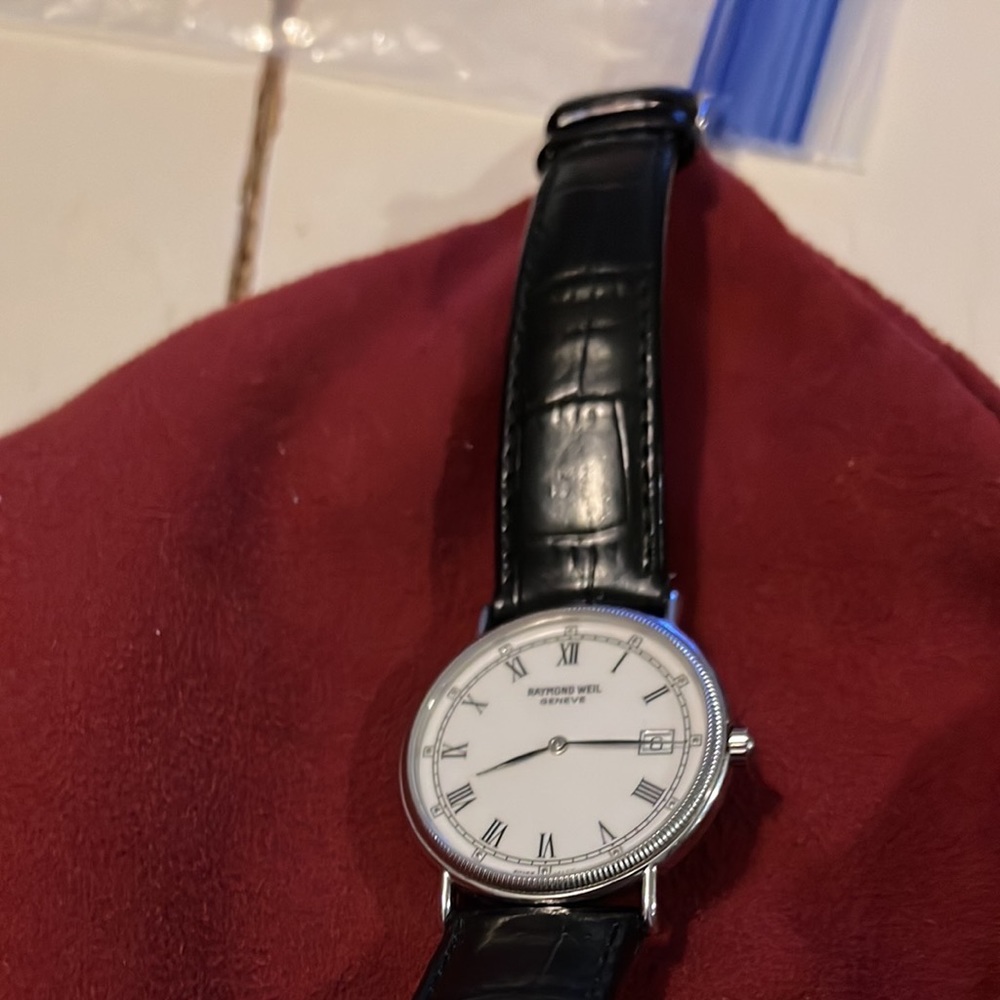 Perfect Condition. It’s Raymond Weil